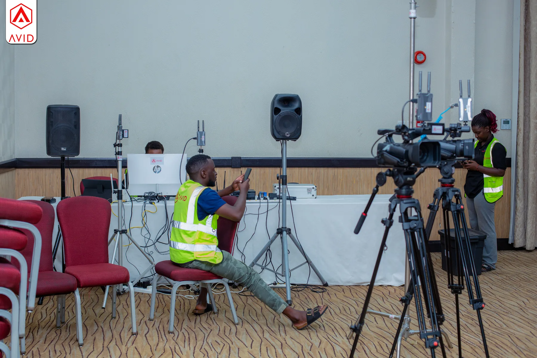 AVID Media Production — Avid Media 49